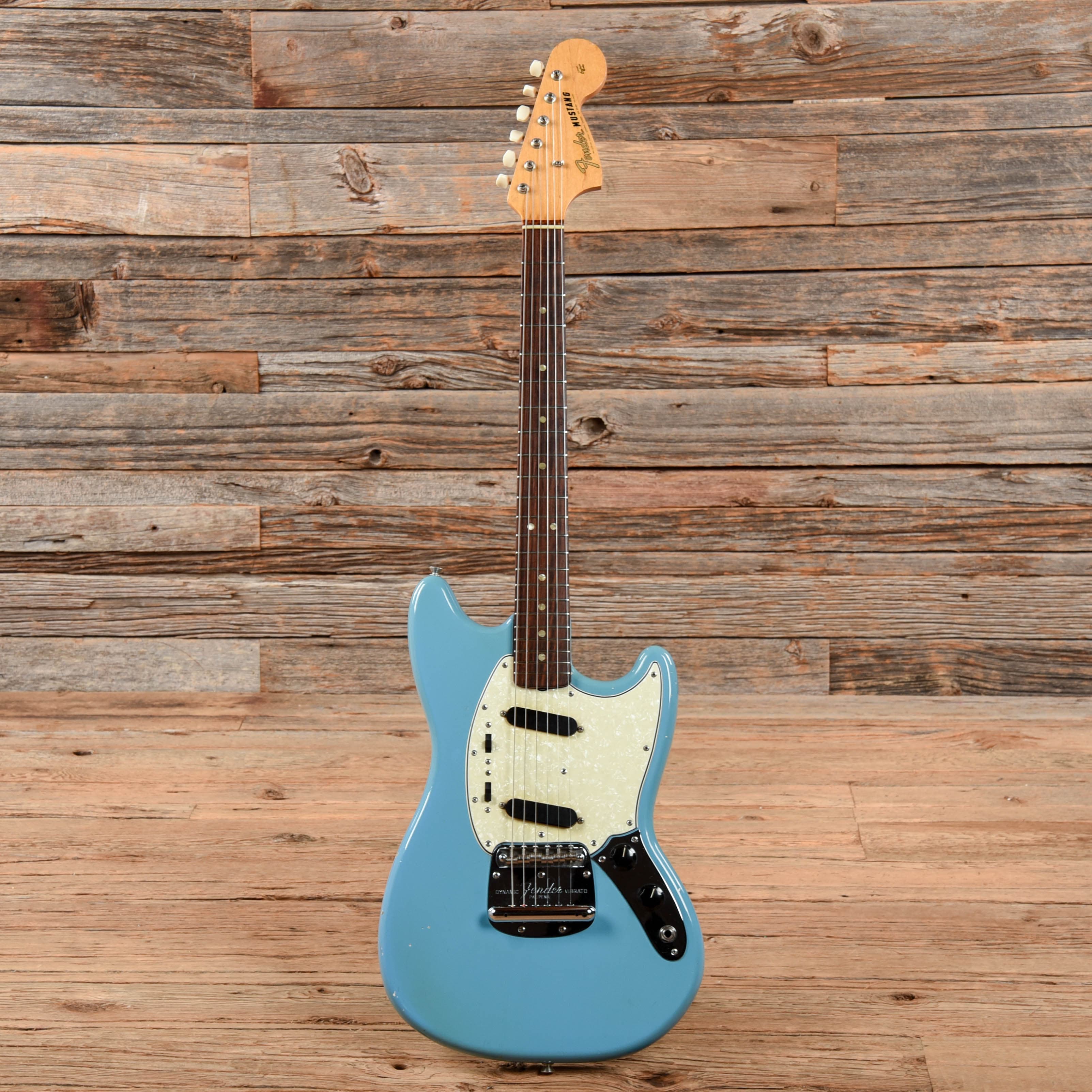 Fender Mustang Daphne Blue 1966 Electric Guitars / Solid Body