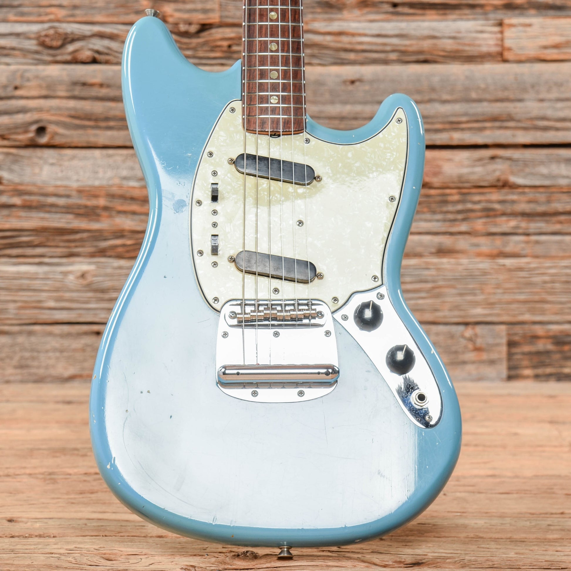 Fender Mustang Daphne Blue 1966 Electric Guitars / Solid Body