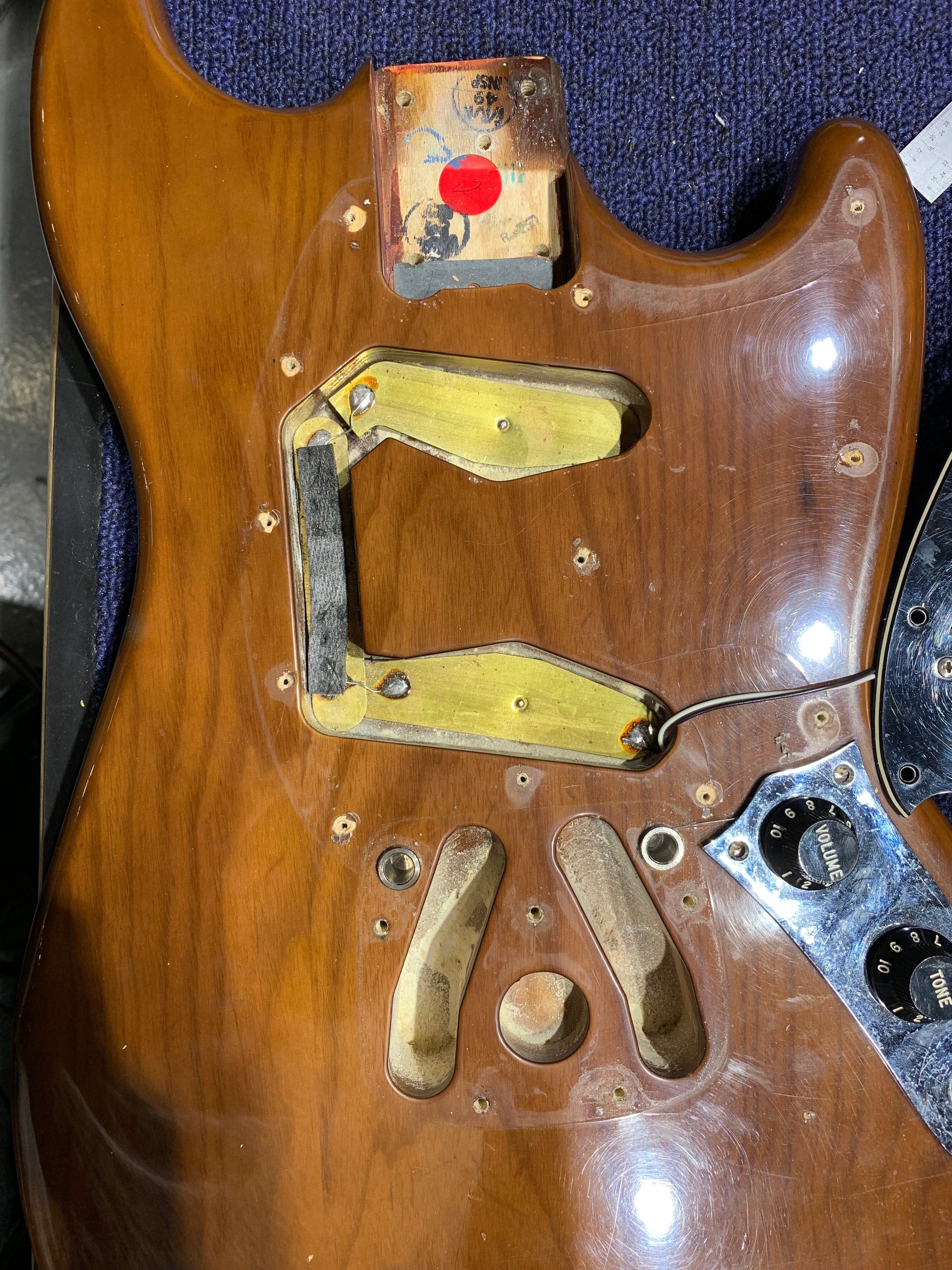 Fender Mustang Mocha 1977 Electric Guitars / Solid Body