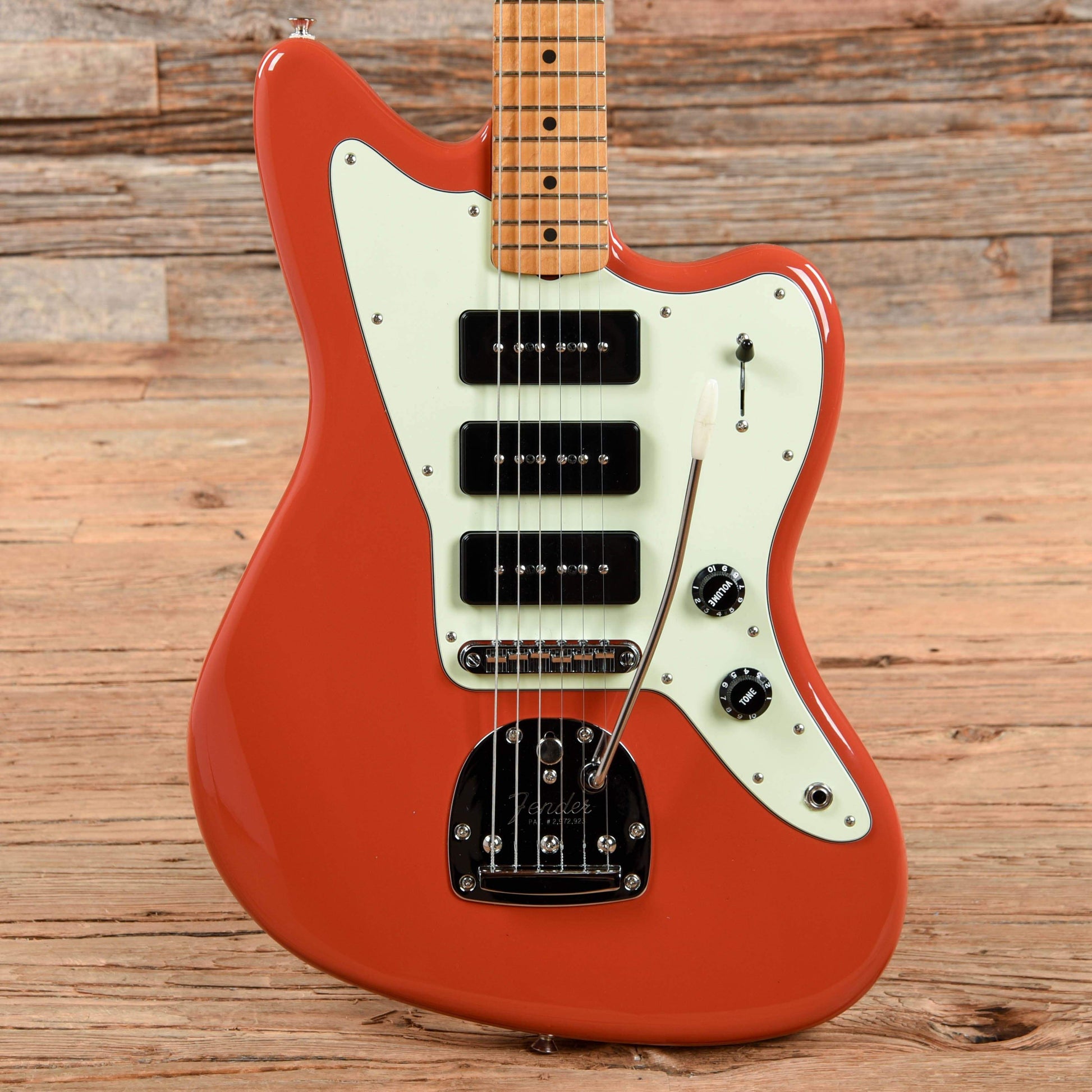 Fender Noventa Jazzmaster Fiesta Red 2021 Electric Guitars / Solid Body