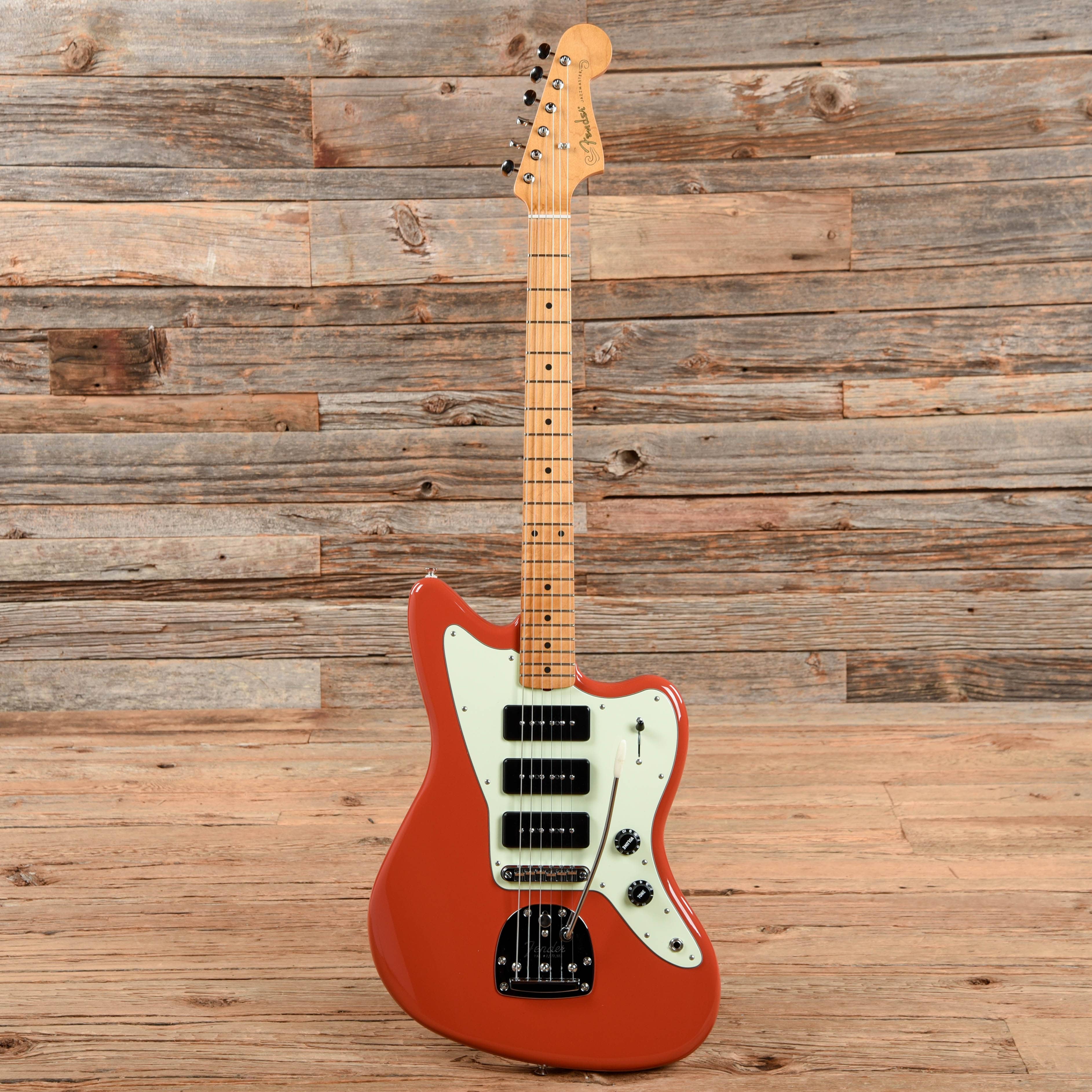 Fender Noventa Jazzmaster Fiesta Red 2021 Electric Guitars / Solid Body