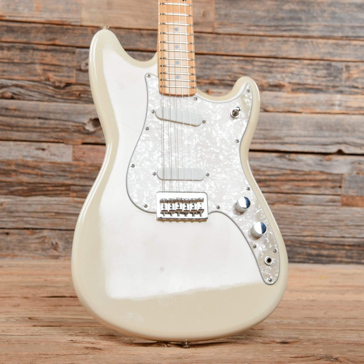 Fender Offset Series Duo-Sonic Arctic White 2016 Electric Guitars / Solid Body
