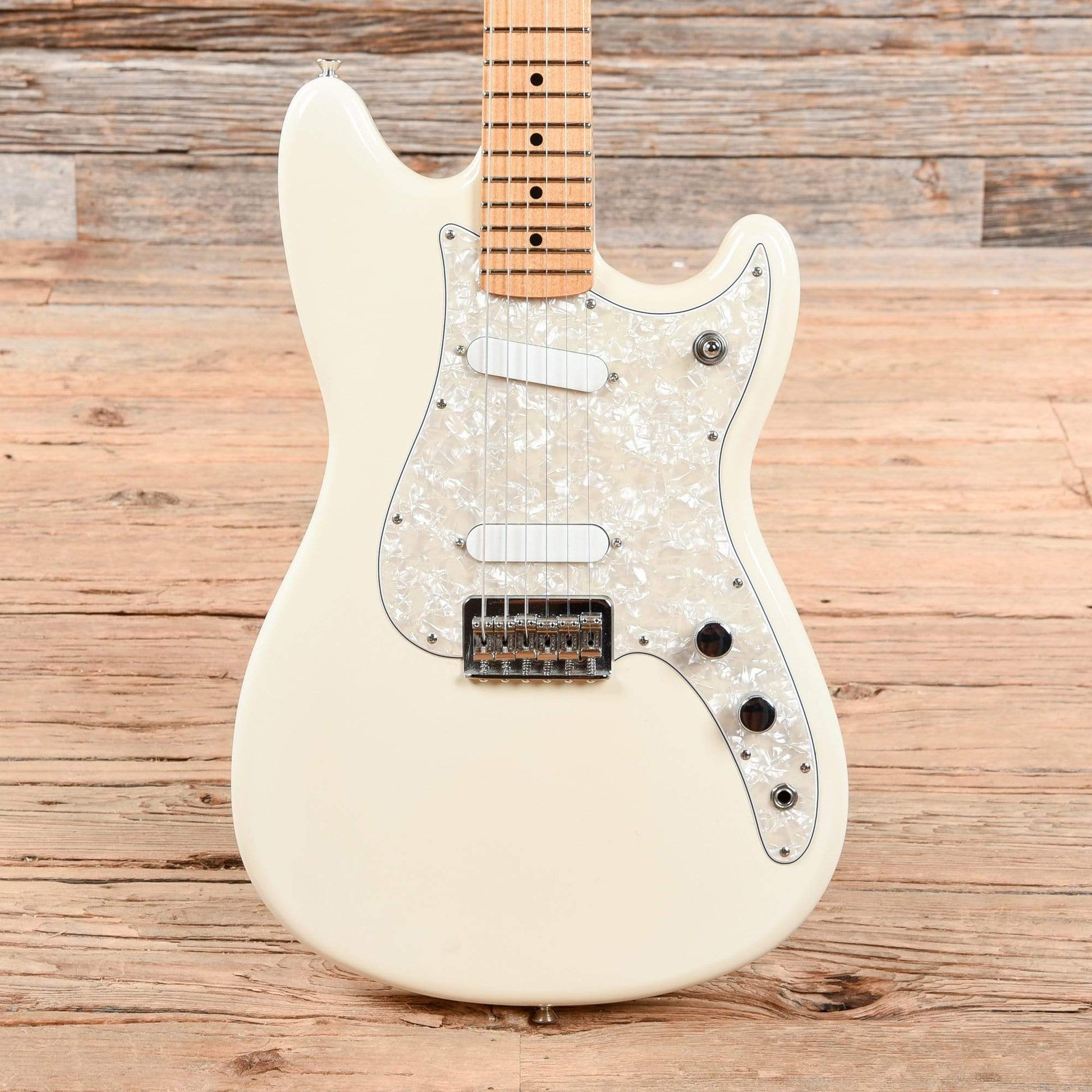 Fender Offset Series Duo-Sonic Arctic White 2016 Electric Guitars / Solid Body