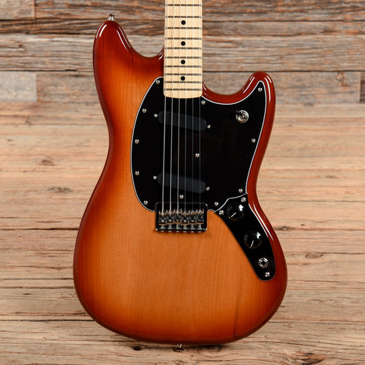 Fender Player Mustang Sienna Sunburst Electric Guitars / Solid Body