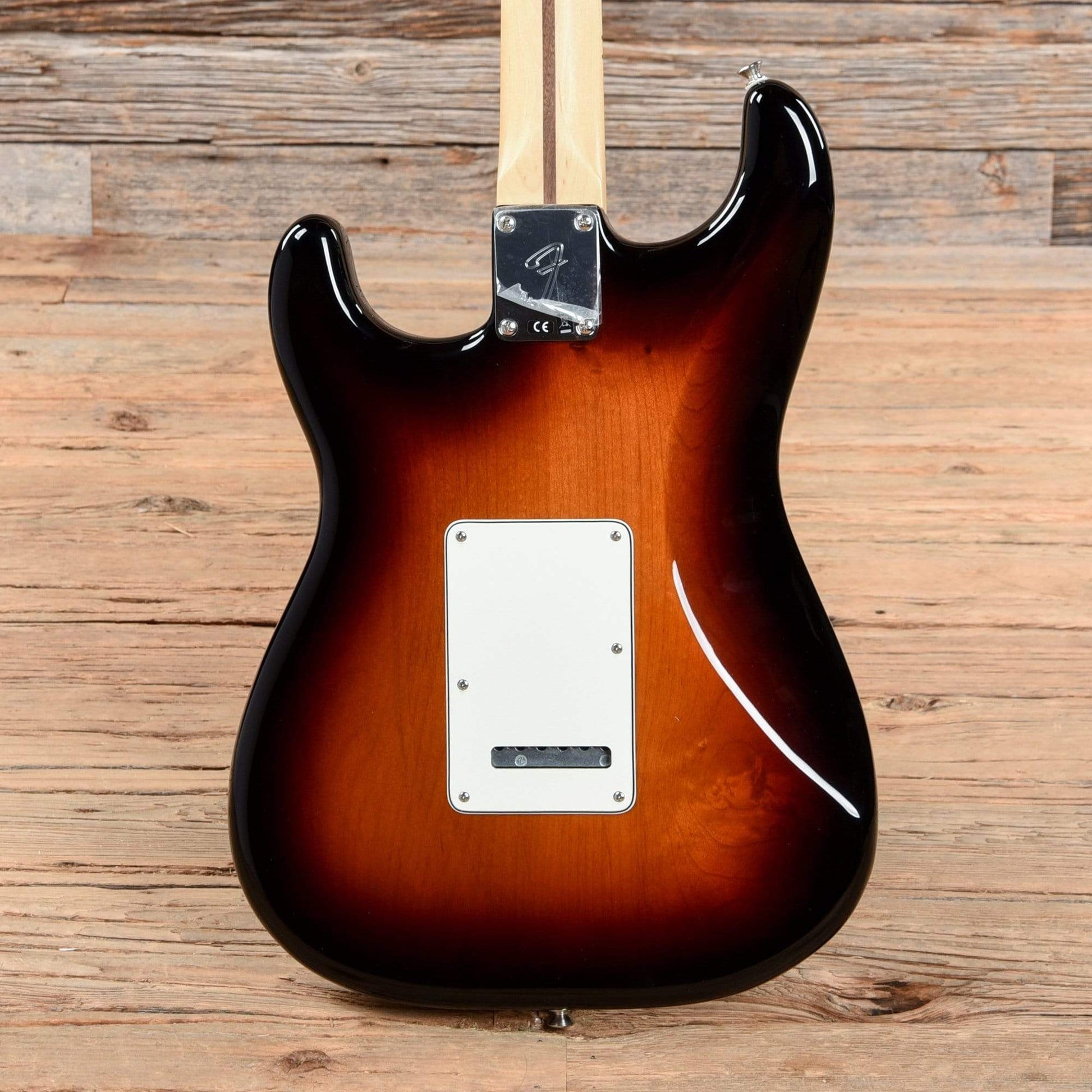 Fender Player Stratocaster 3-Color Sunburst Electric Guitars / Solid Body