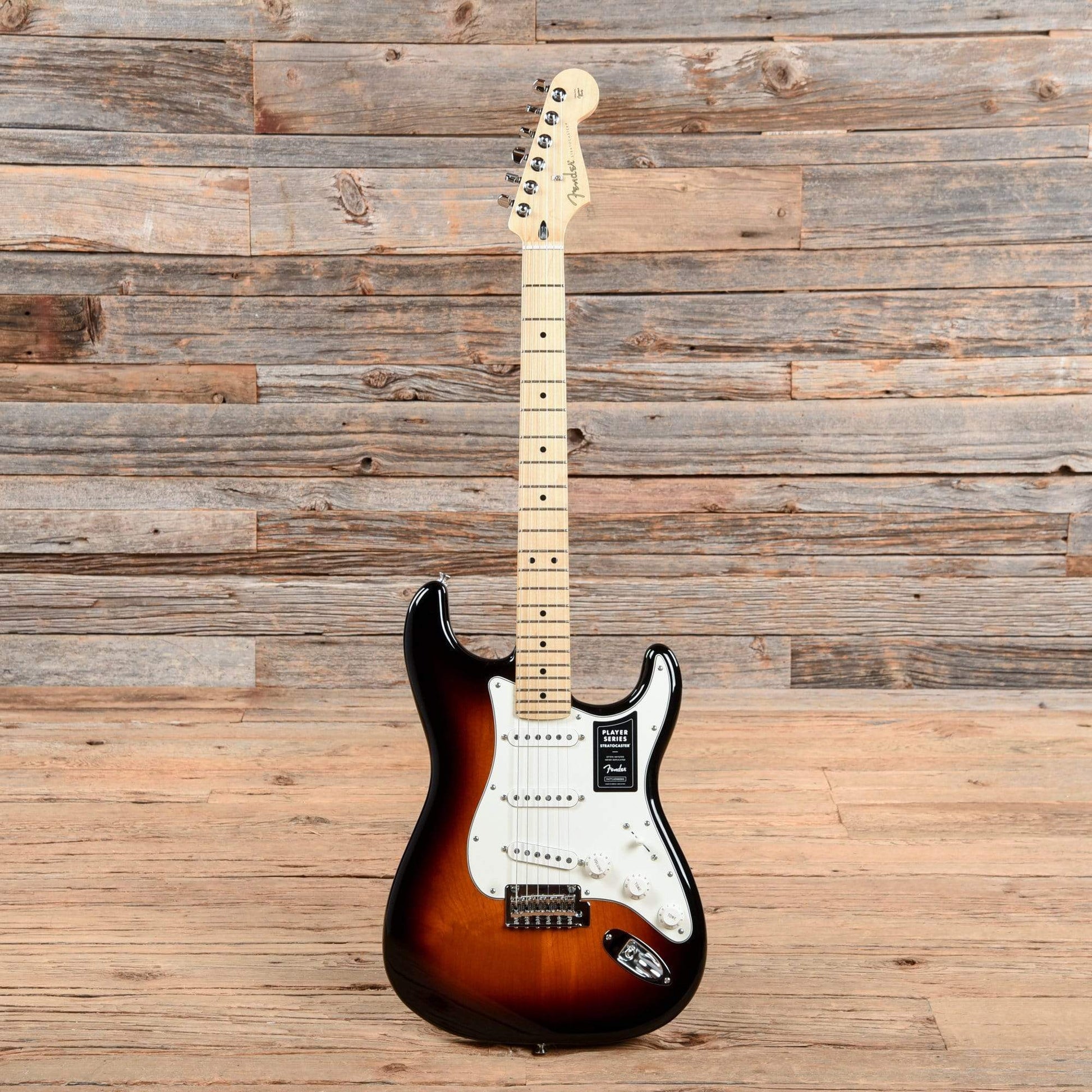 Fender Player Stratocaster 3-Color Sunburst Electric Guitars / Solid Body