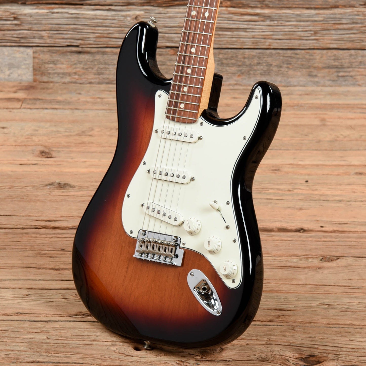 Fender Player Stratocaster 3-Color Sunburst 2018 Electric Guitars / Solid Body
