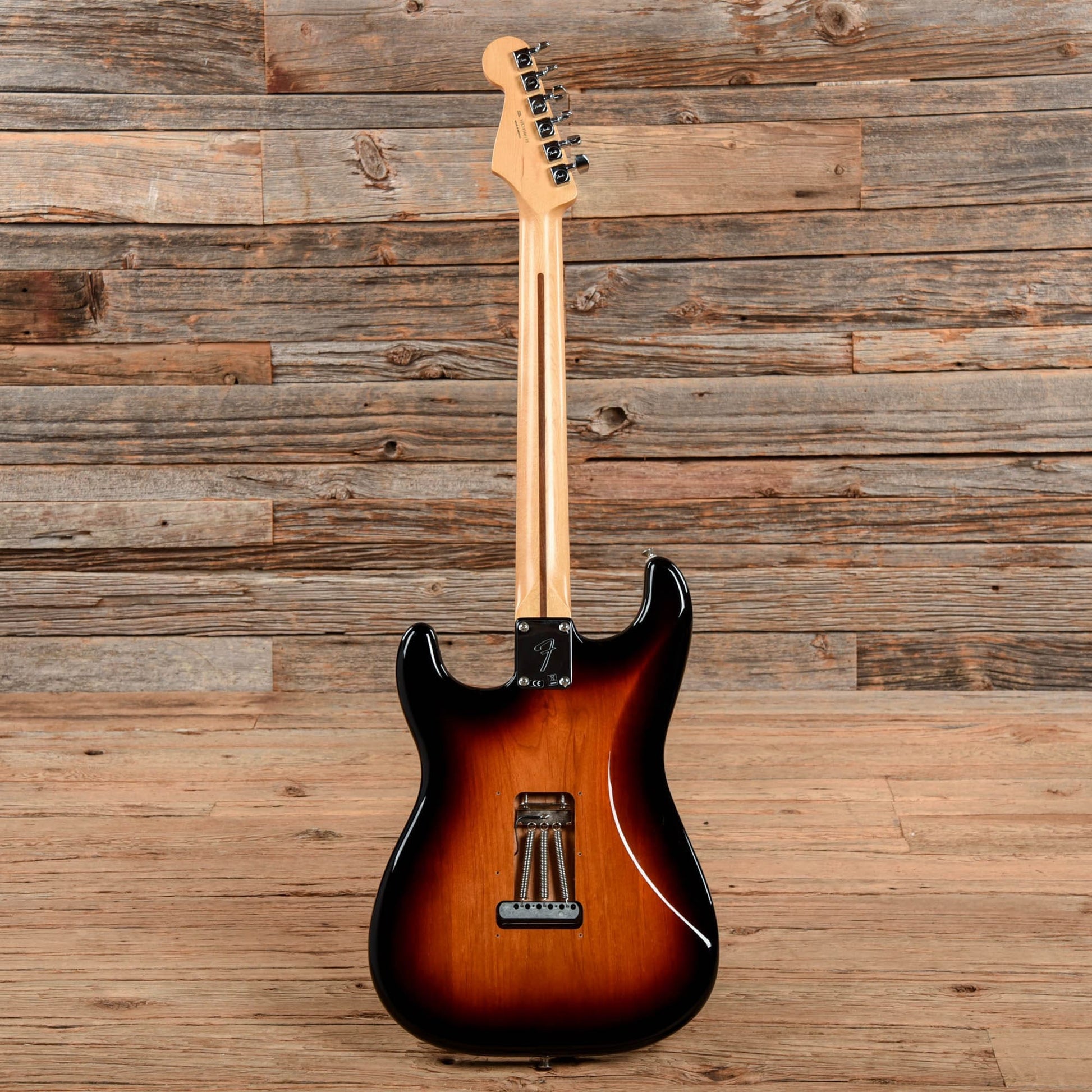 Fender Player Stratocaster 3-Color Sunburst 2018 Electric Guitars / Solid Body