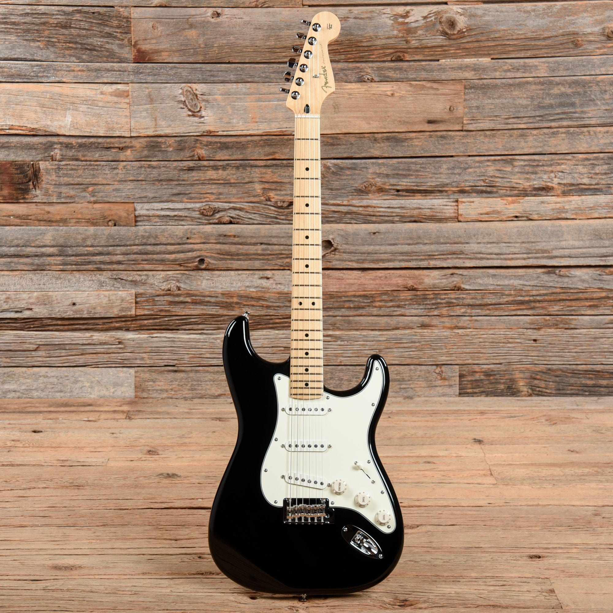 Fender Player Stratocaster Black Electric Guitars / Solid Body