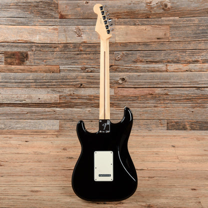 Fender Player Stratocaster Black Electric Guitars / Solid Body