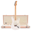 Fender Player Stratocaster HSS MN Polar White and Hardshell Case Strat/Tele Shell Pink w/Cream Interior (CME Exclusive) Electric Guitars / Solid Body