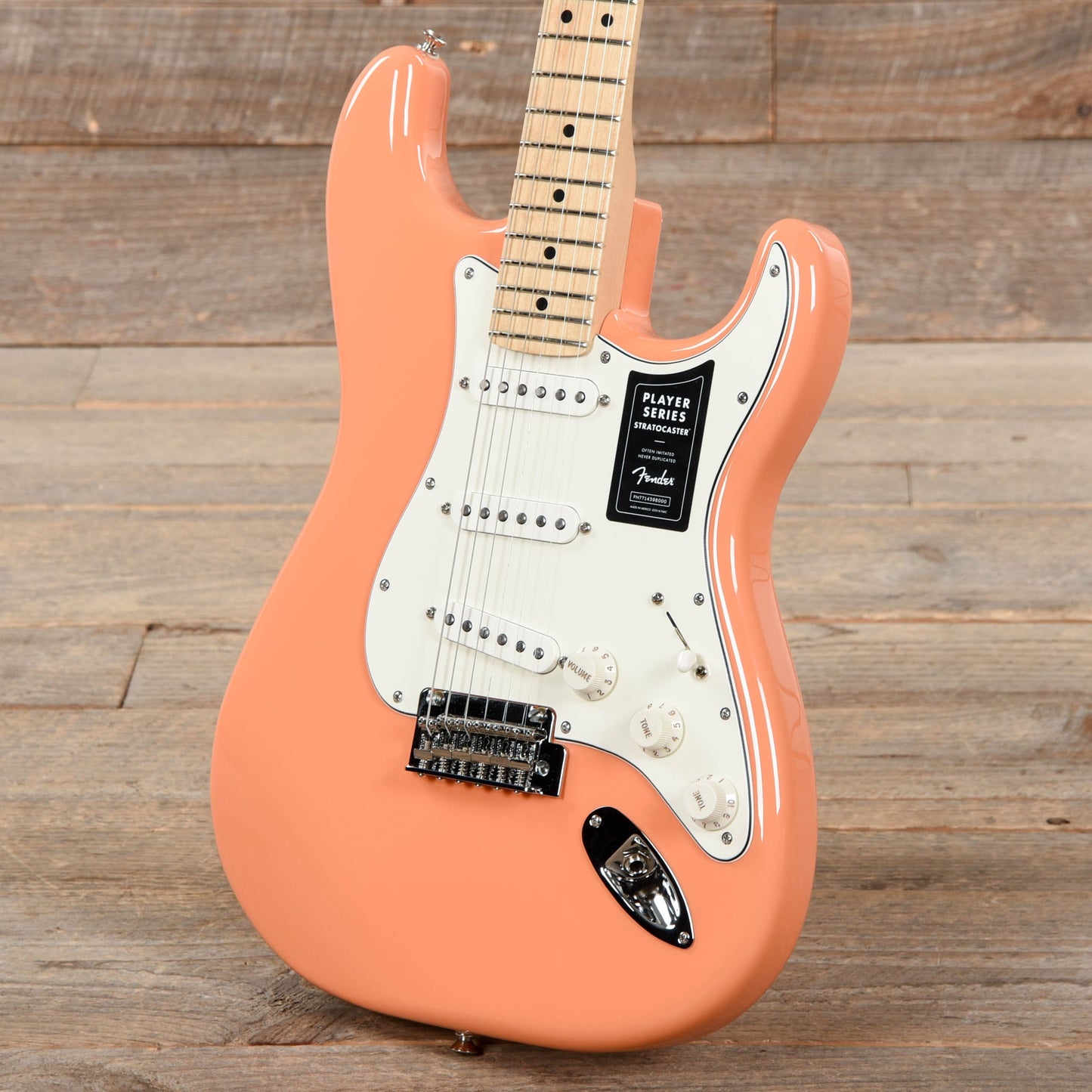 Fender Player Stratocaster Pacific Peach Electric Guitars / Solid Body