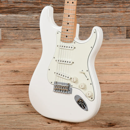 Fender Player Stratocaster Polar White Electric Guitars / Solid Body