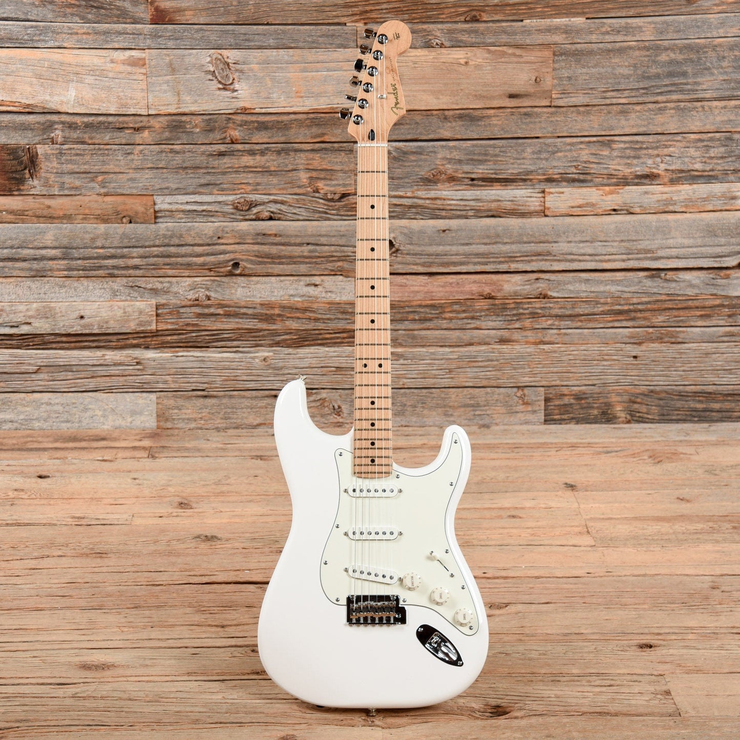 Fender Player Stratocaster Polar White Electric Guitars / Solid Body