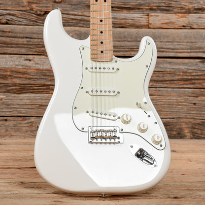 Fender Player Stratocaster Polar White Electric Guitars / Solid Body