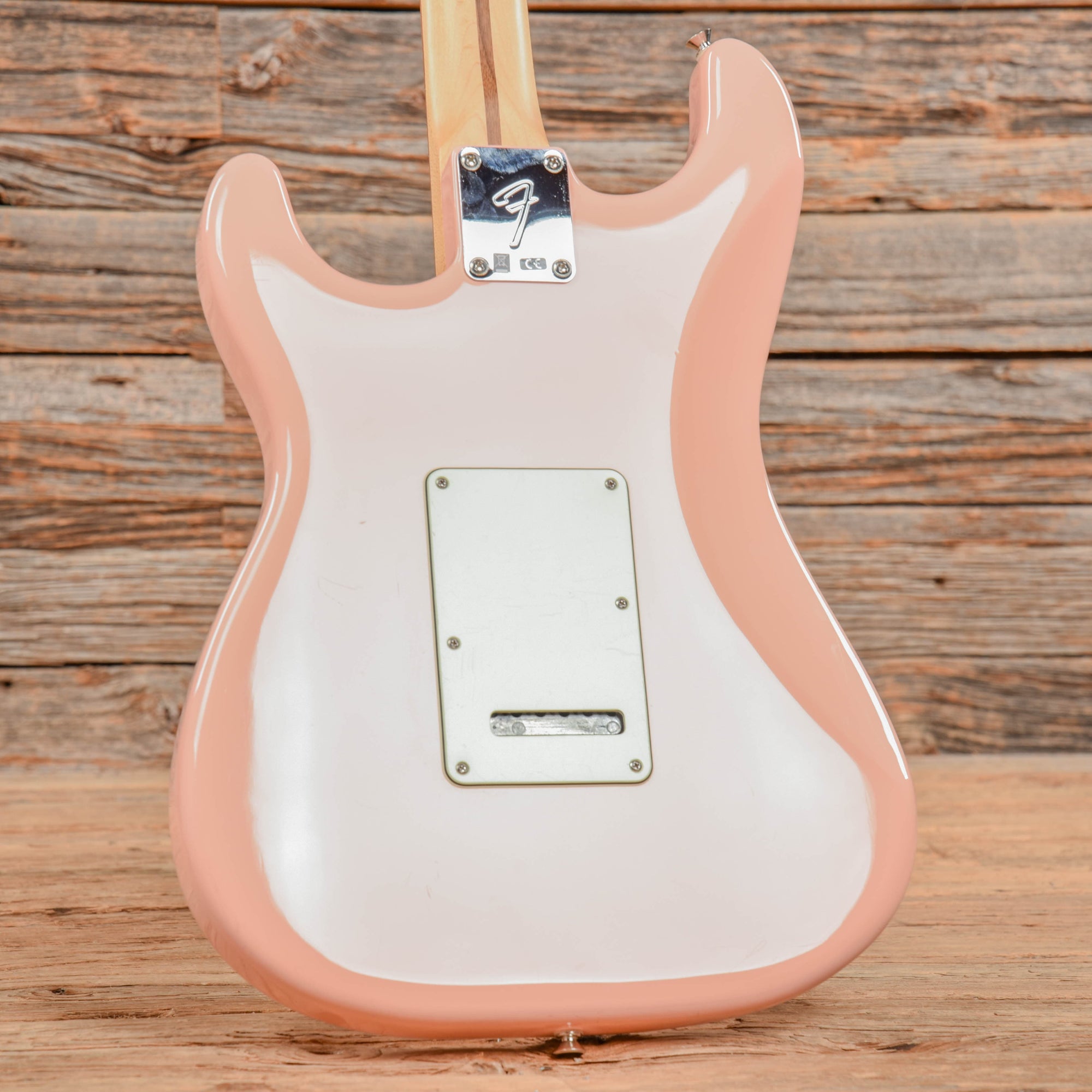 Shell Pink Fender Model Fender Player Stratocaster Shell Pink 2021 – Chicago Music Exchange