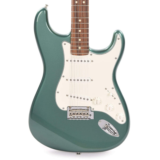 Fender Player Stratocaster Sherwood Green Metallic w/3-Ply Parchment Pickguard Electric Guitars / Solid Body