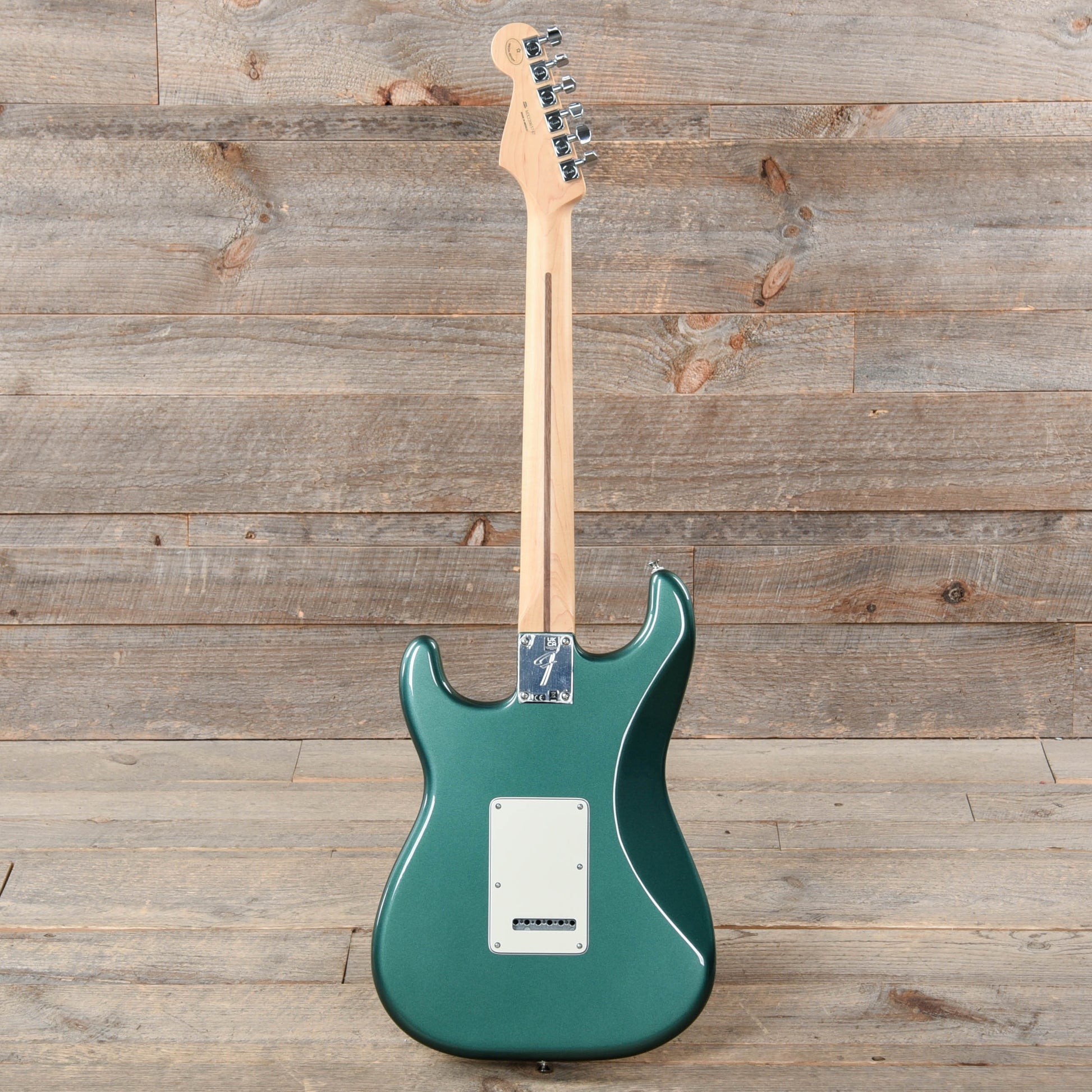 Fender Player Stratocaster Sherwood Green Metallic w/3-Ply Parchment Pickguard Electric Guitars / Solid Body