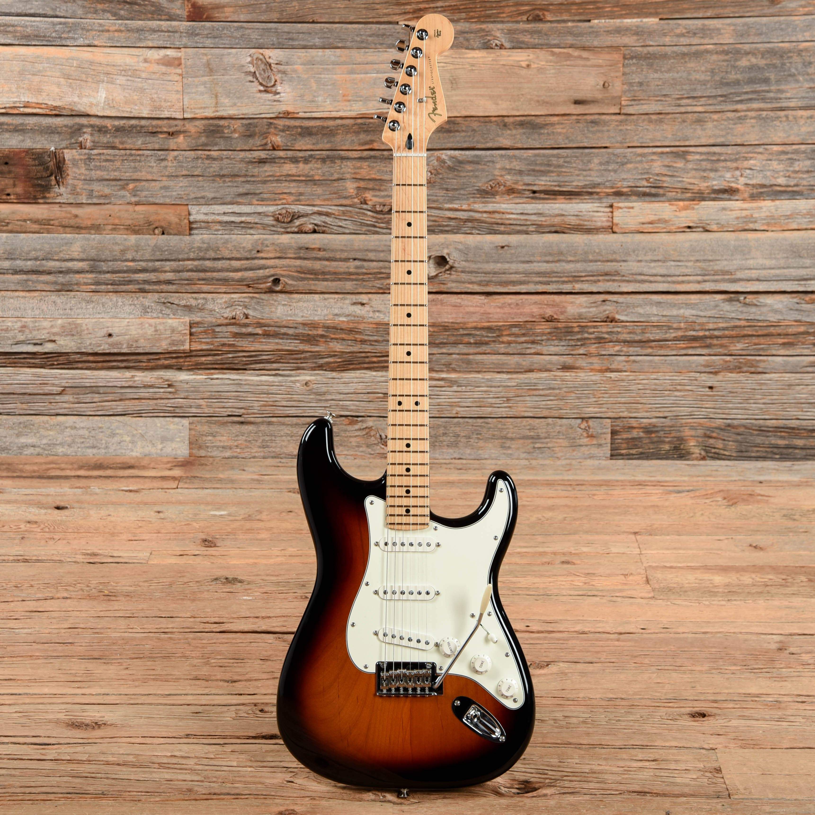 Fender Player Stratocaster Sunburst 2019 Electric Guitars / Solid Body