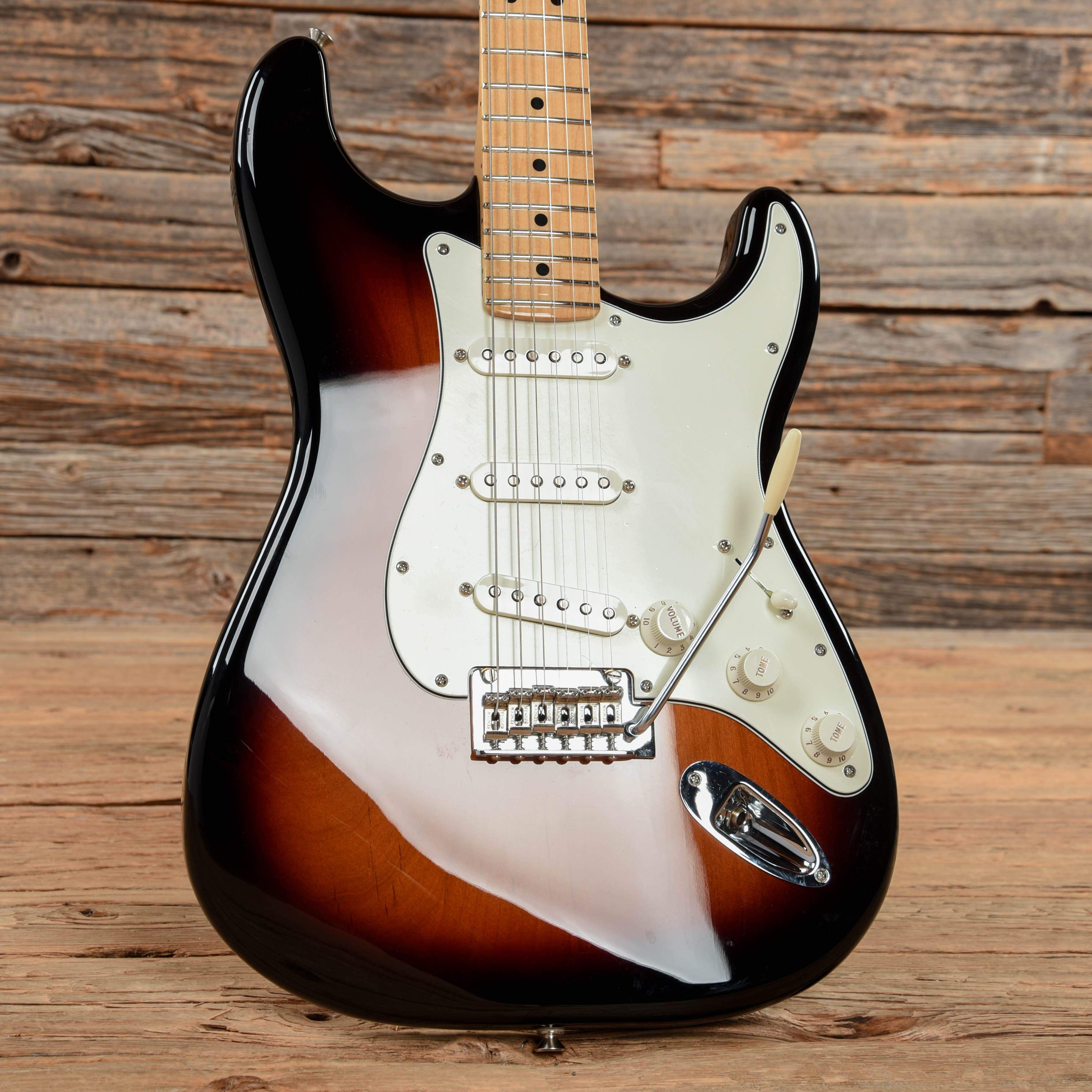 Fender Player Stratocaster Sunburst 2019 Electric Guitars / Solid Body