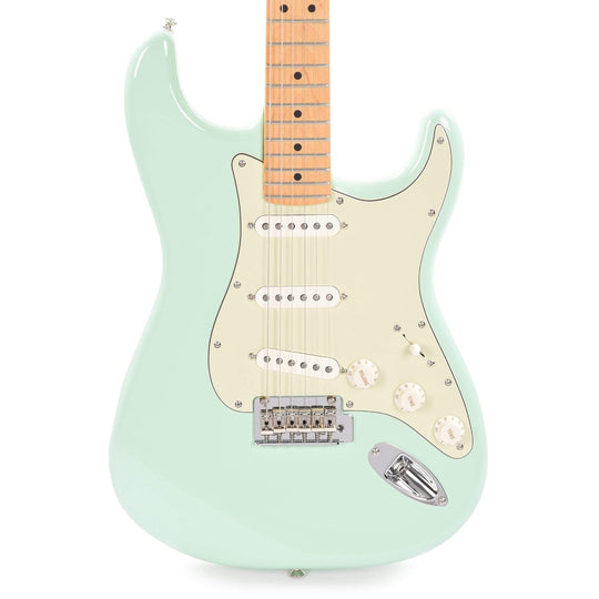 Fender Player Stratocaster Surf Green w/3-Ply Mint Pickguard Electric Guitars / Solid Body
