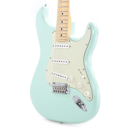 Fender Player Stratocaster Surf Green w/3-Ply Mint Pickguard Electric Guitars / Solid Body