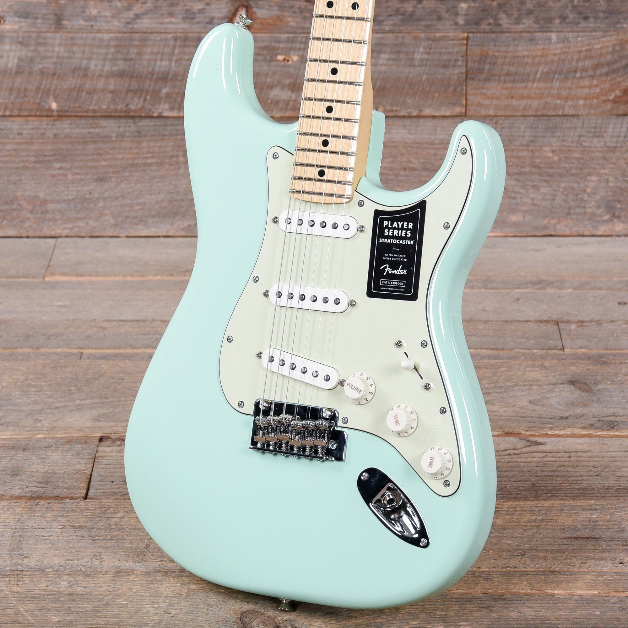 Fender Player Stratocaster Surf Green w/3-Ply Mint Pickguard Electric Guitars / Solid Body
