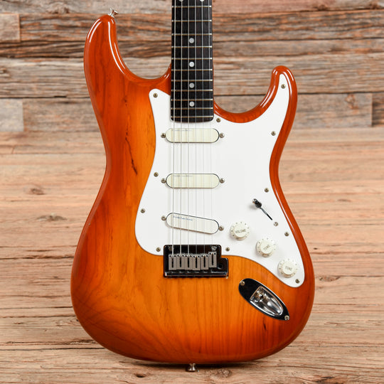 Fender Pro-Feel Stratocaster STR-850LS Sienna Sunburst Electric Guitars / Solid Body