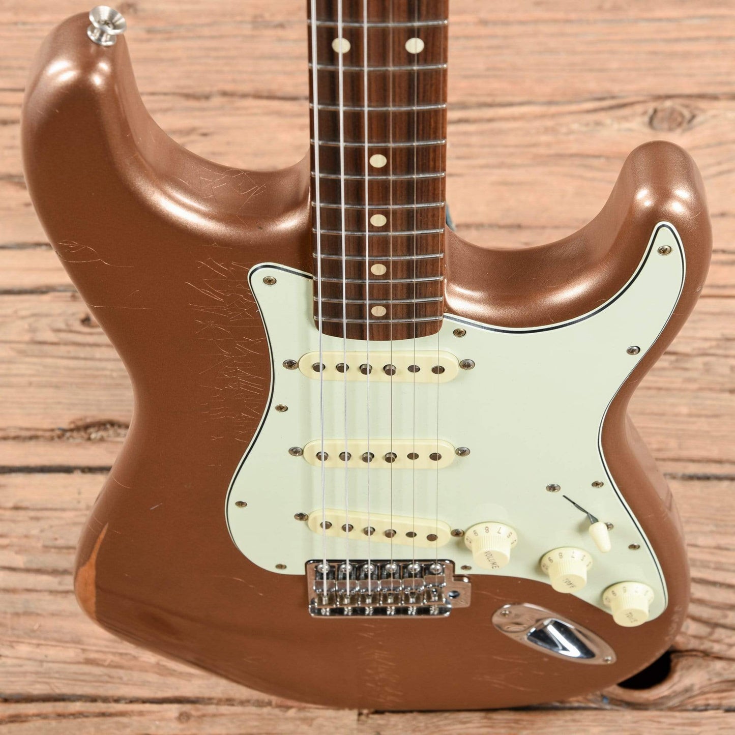 Fender Road Worn '60s Stratocaster Firemist Gold 2020 Electric Guitars / Solid Body