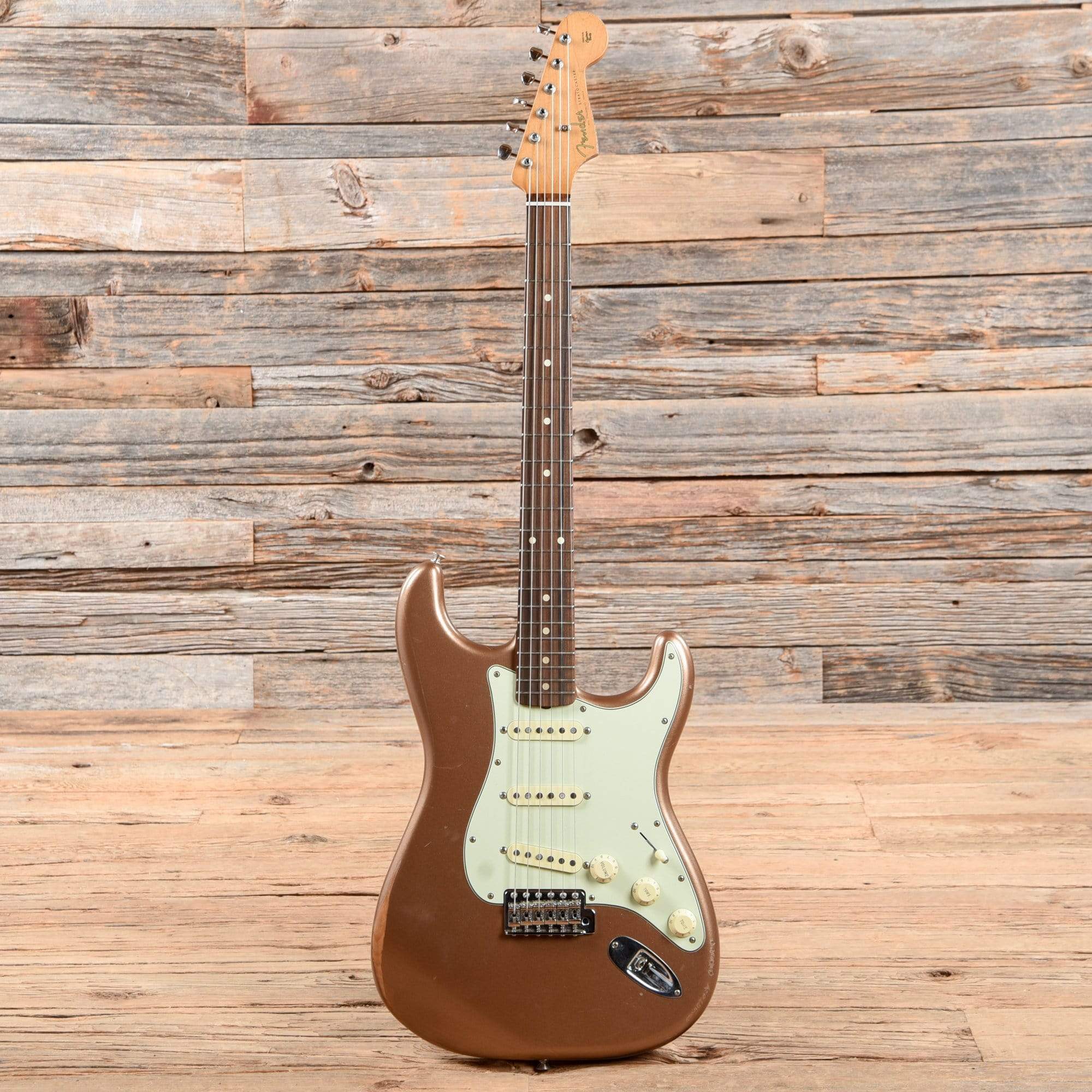Fender Road Worn '60s Stratocaster Firemist Gold 2020 Electric Guitars / Solid Body