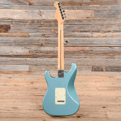 Fender Roadhouse Stratocaster Teal Green Metallic 1997 Electric Guitars / Solid Body