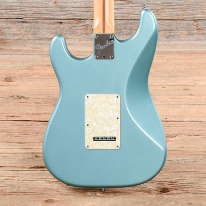 Fender Roadhouse Stratocaster Teal Green Metallic 1997 Electric Guitars / Solid Body