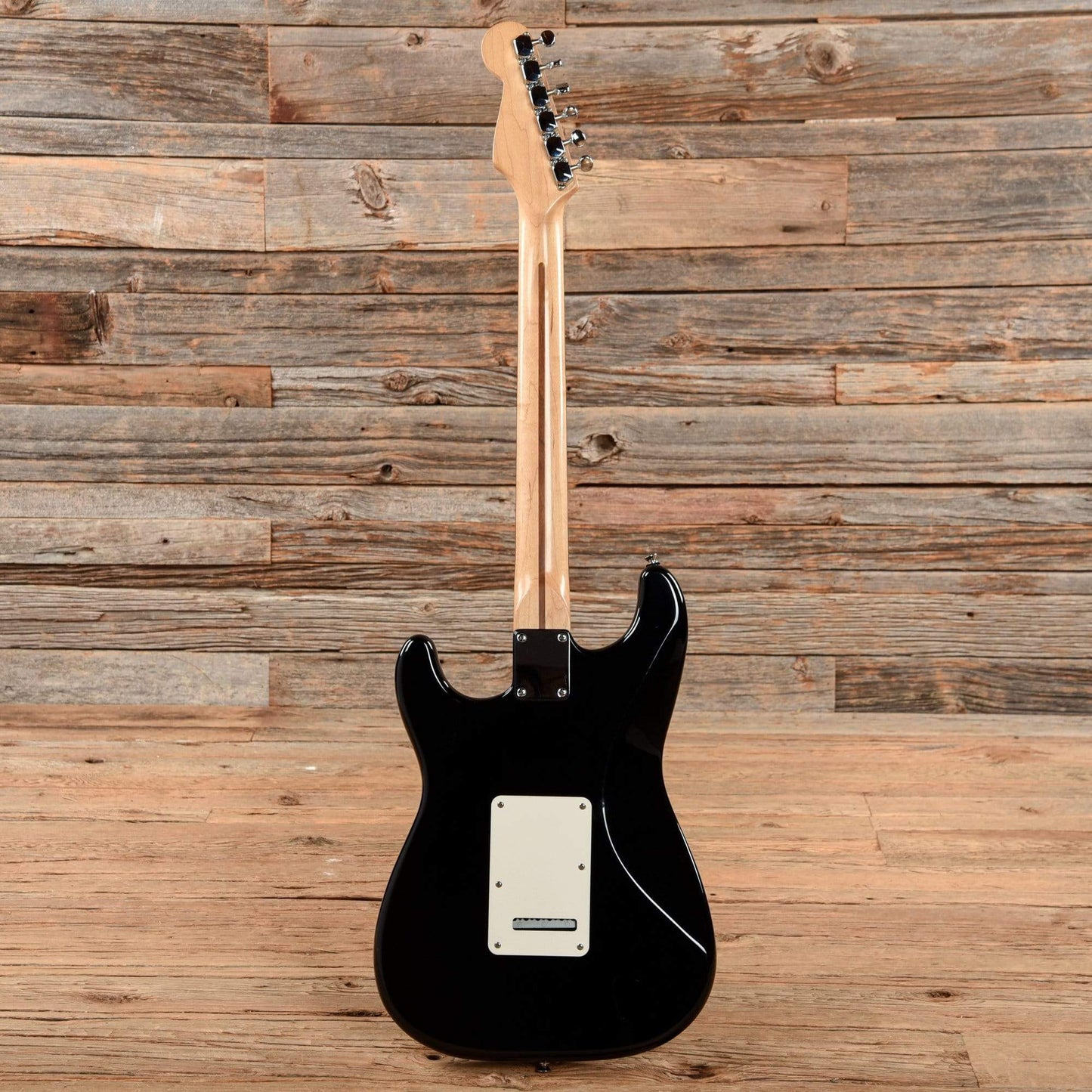 Fender "Squier Series" Standard Stratocaster Black 1992 Electric Guitars / Solid Body