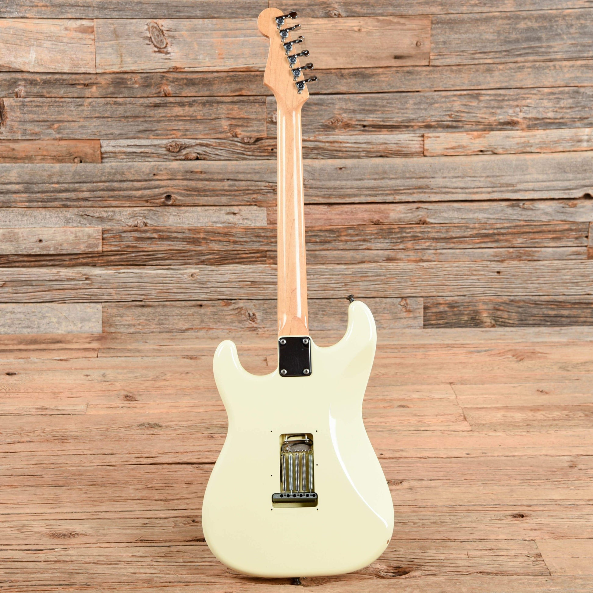 Fender ST-62 Stratocaster Olympic White 1987 Electric Guitars / Solid Body