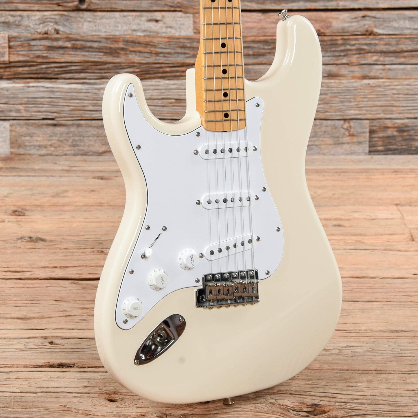 Fender ST68-72L Stratocaster Vintage White Electric Guitars / Solid Body