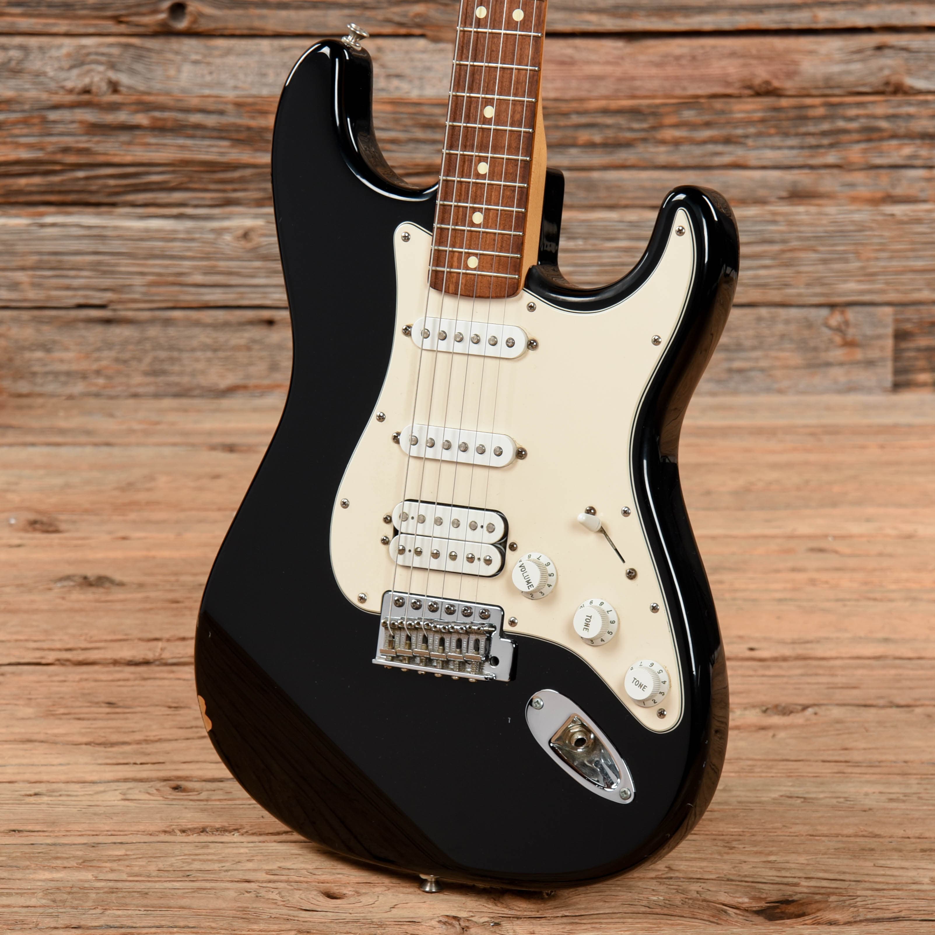 Fender Standard HSS Stratocaster Black 2002 Electric Guitars / Solid Body