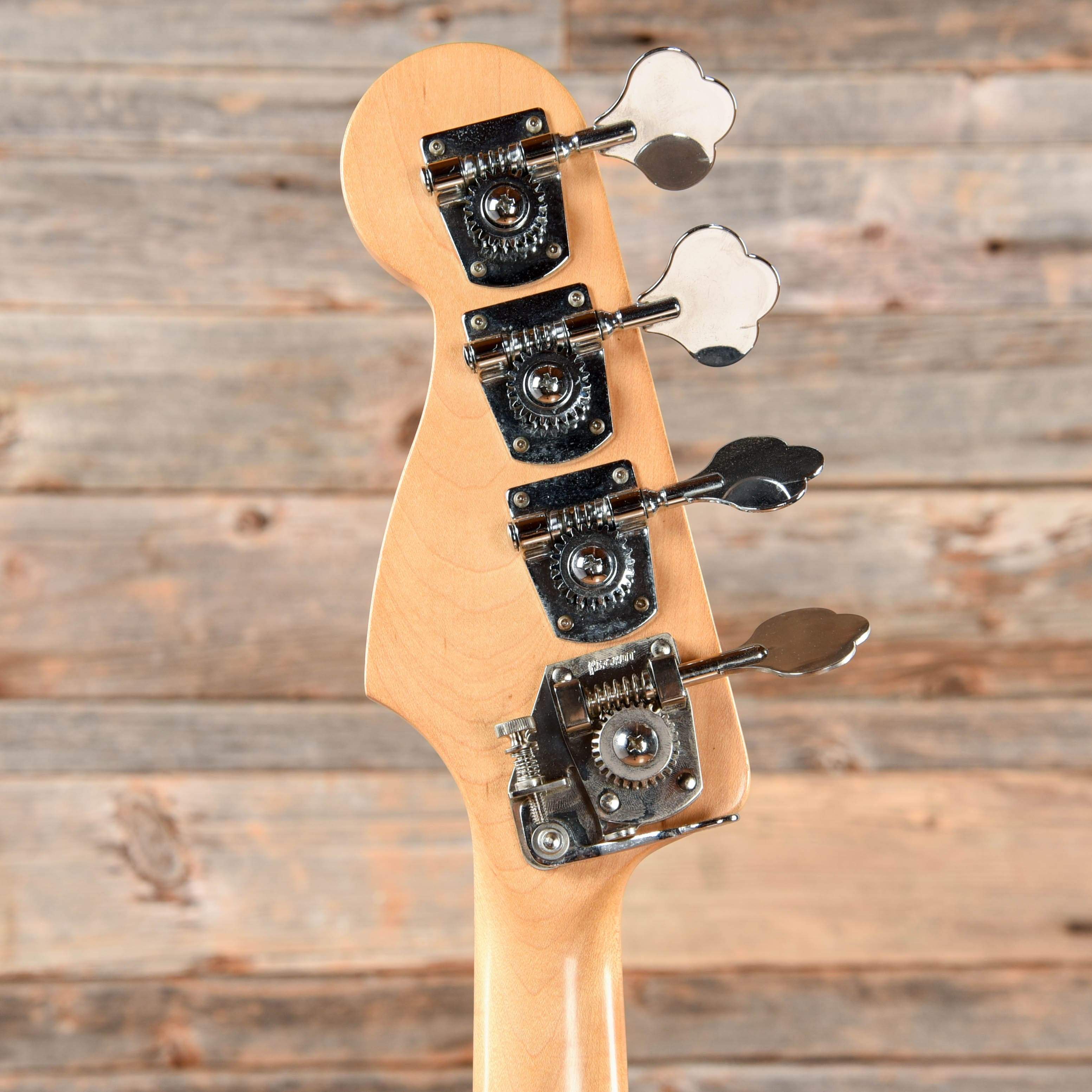 Fender Standard Jazz Bass Olympic White 1997 – Chicago Music Exchange