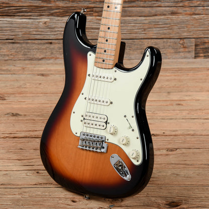 Fender Standard Stratocaster 3-Tone Sunburst 2015 Electric Guitars / Solid Body