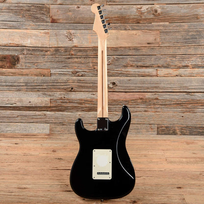 Fender Standard Stratocaster Black 2005 Electric Guitars / Solid Body