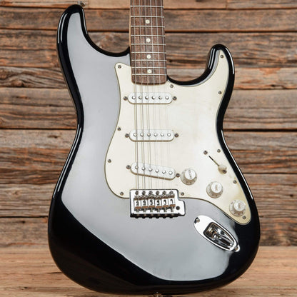 Fender Standard Stratocaster Black 2005 Electric Guitars / Solid Body