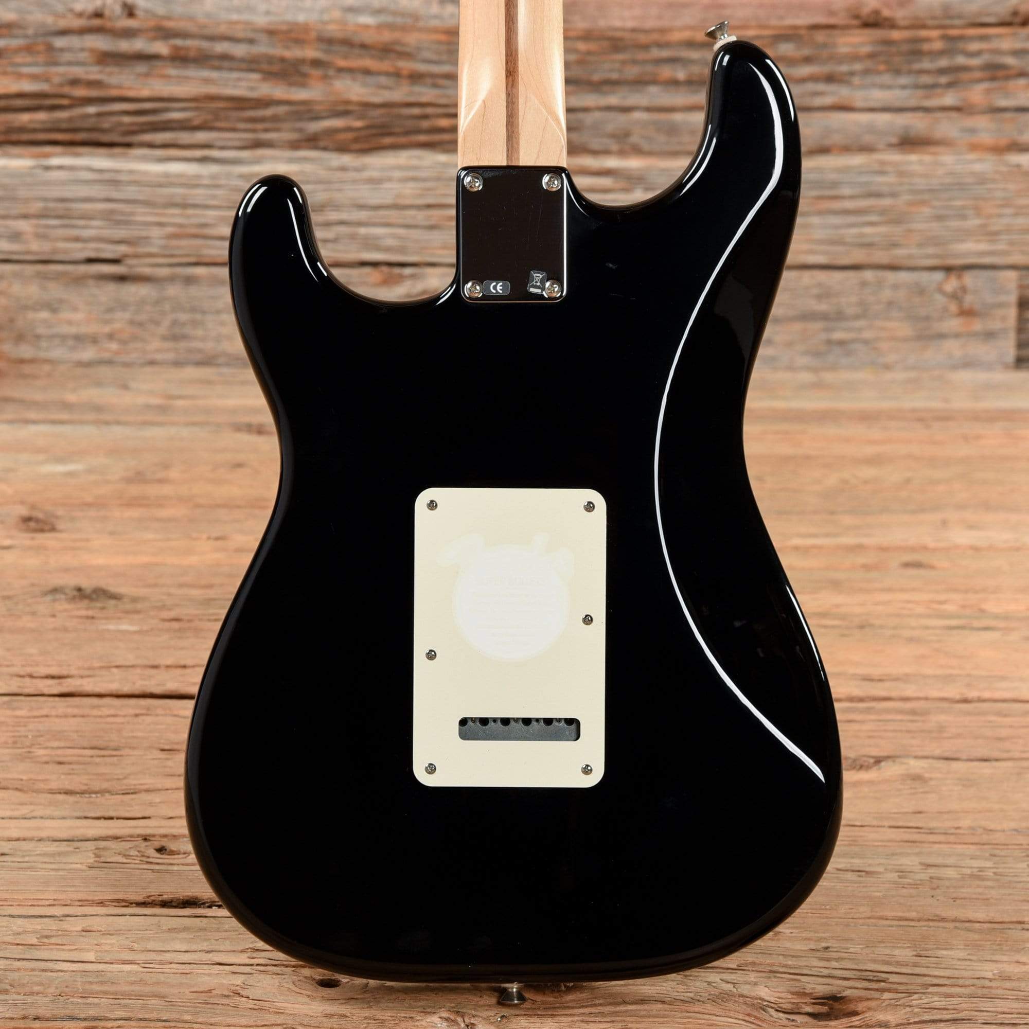 Fender Standard Stratocaster Black 2005 Electric Guitars / Solid Body