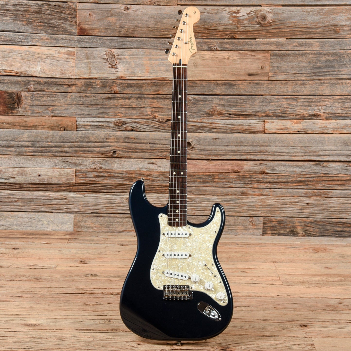 Fender Standard Stratocaster Black 2005 Electric Guitars / Solid Body