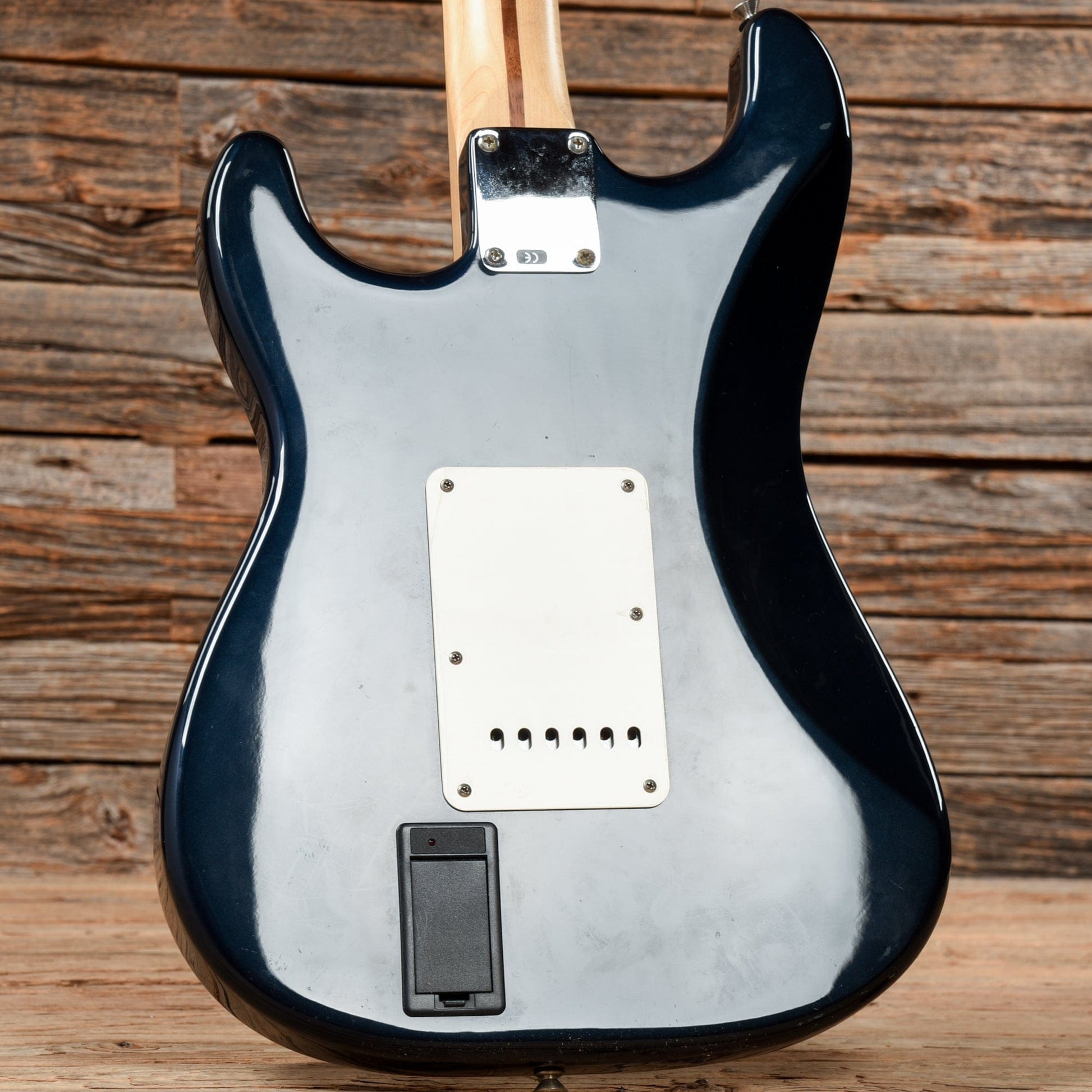 Fender Standard Stratocaster Black 2005 Electric Guitars / Solid Body