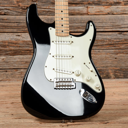 Fender Standard Stratocaster Black 2018 Electric Guitars / Solid Body