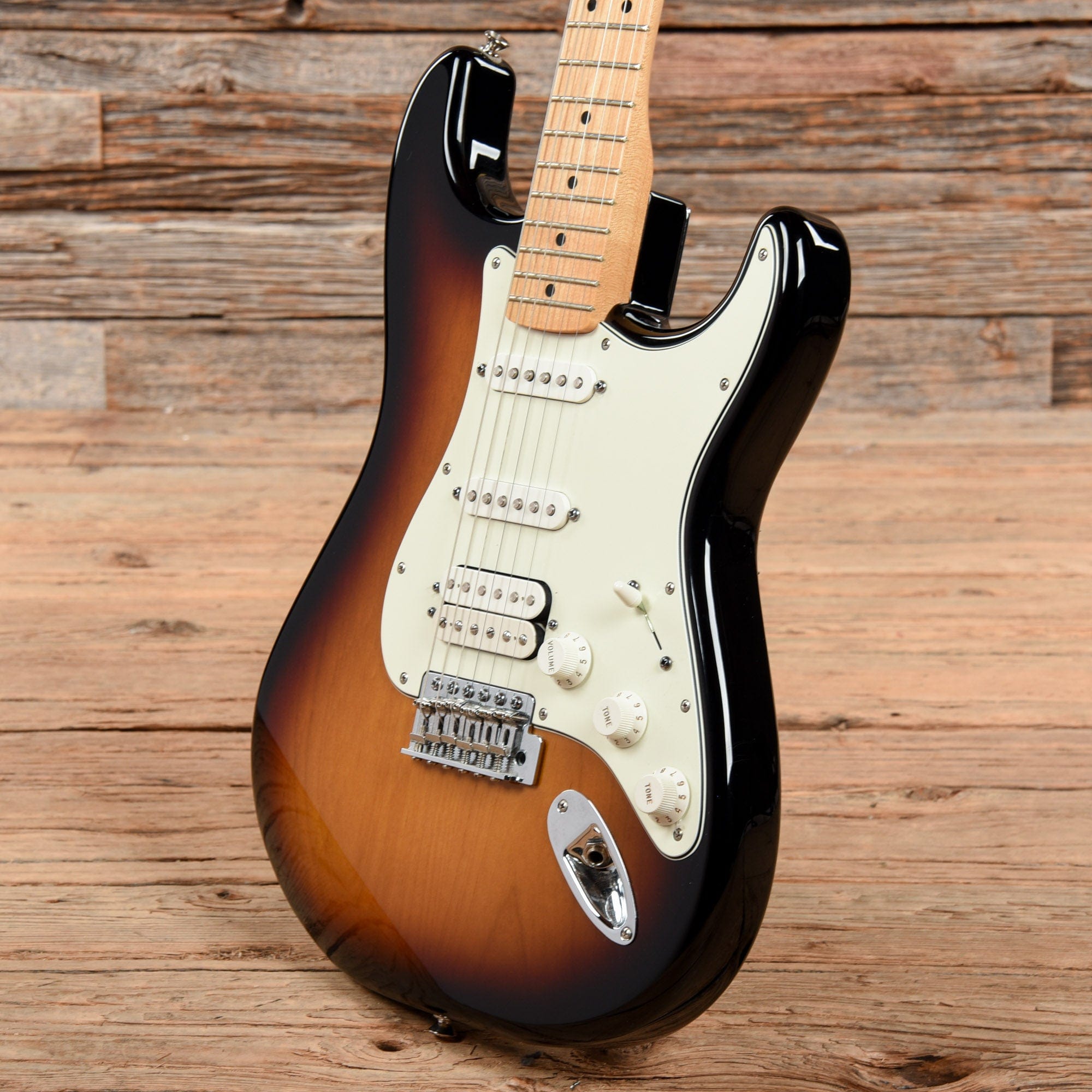 Fender Standard Stratocaster HSS Brown Sunburst 2013 Electric Guitars / Solid Body