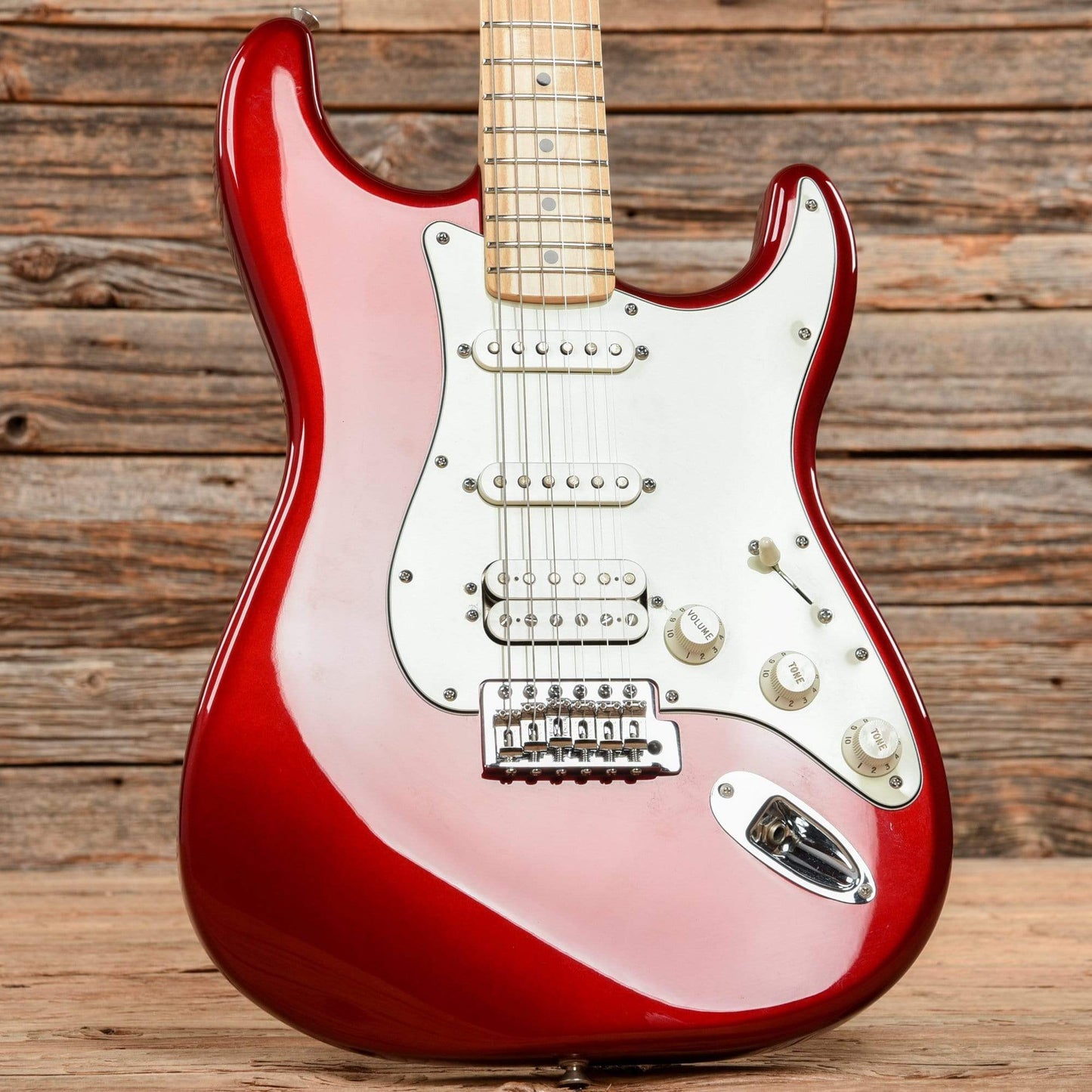 Fender Standard Stratocaster HSS Candy Apple Red 2015 Electric Guitars / Solid Body