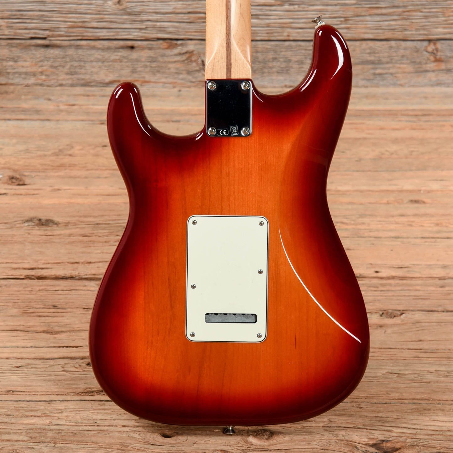 Fender Standard Stratocaster HSS Plus Top Sienna Sunburst 2017 Electric Guitars / Solid Body