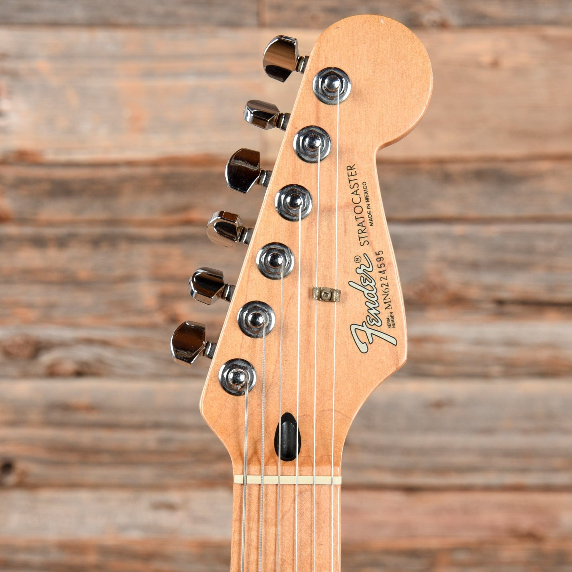 Fender Standard Stratocaster Lake Placid Blue 1996 Electric Guitars / Solid Body