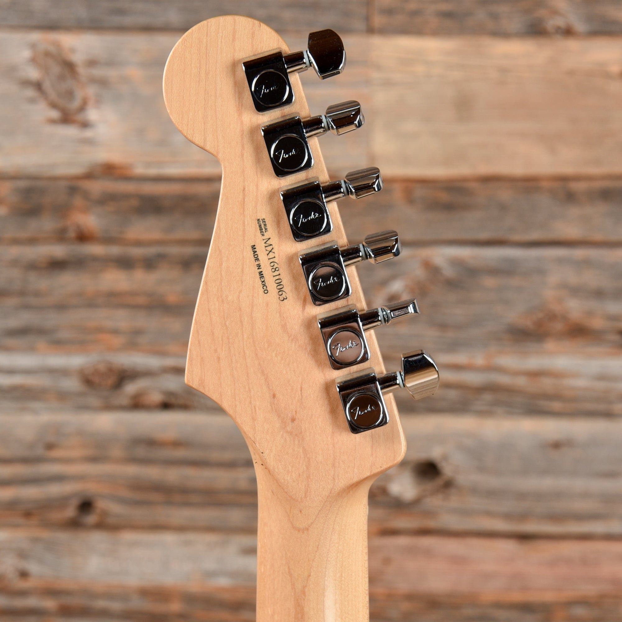 Fender Standard Stratocaster Olympic White 2017 Electric Guitars / Solid Body