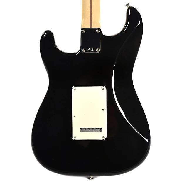 Fender Standard Stratocaster PF Black Electric Guitars / Solid Body